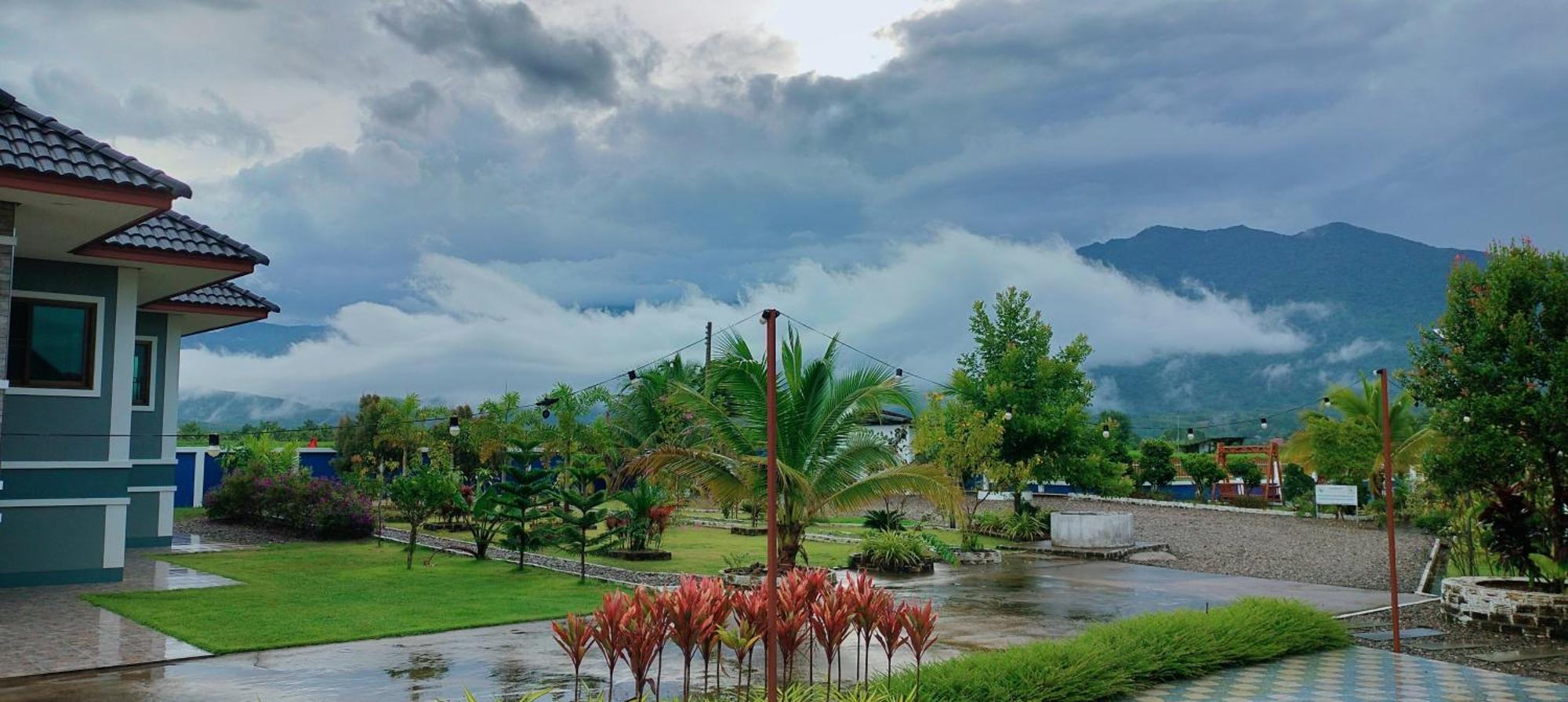 Poonsap Homestay Нан Экстерьер фото