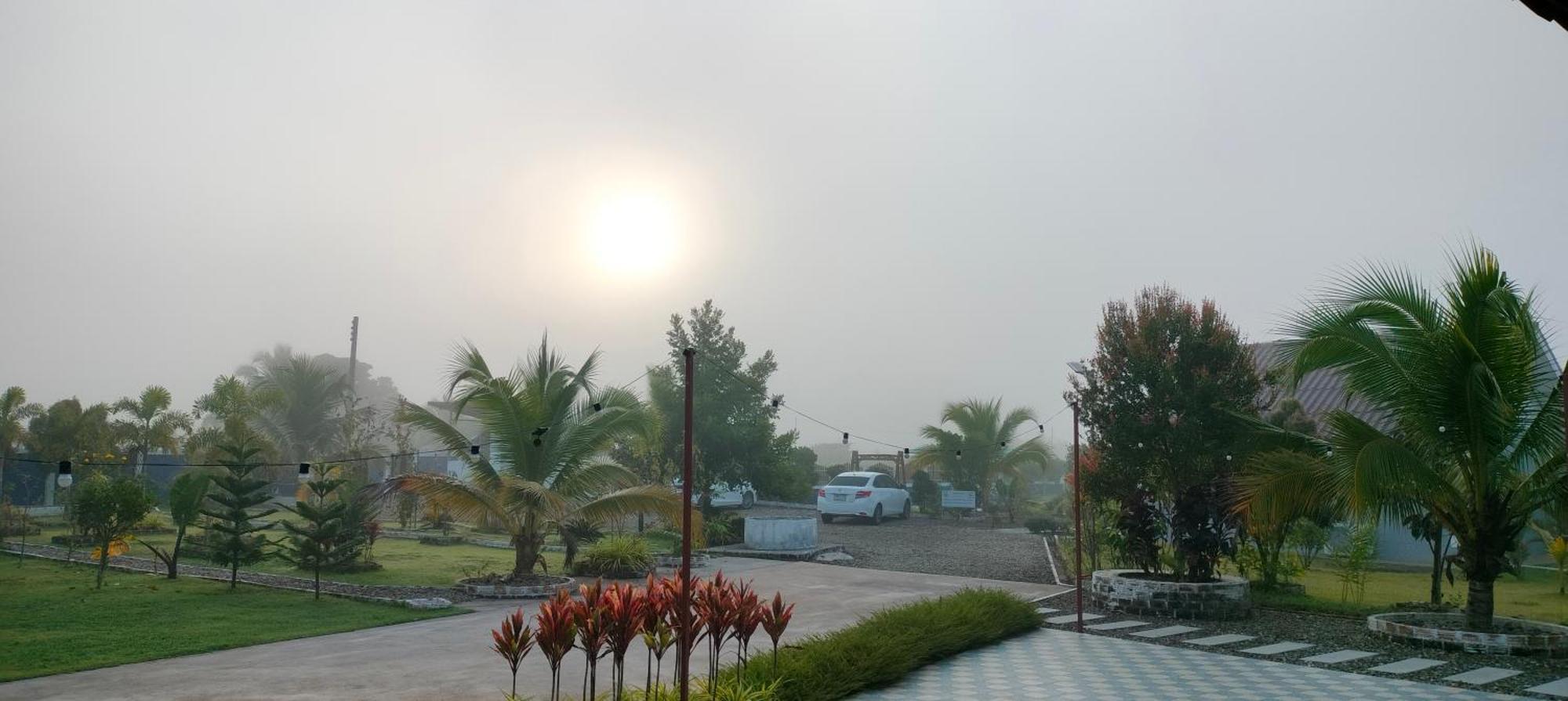 Poonsap Homestay Нан Экстерьер фото