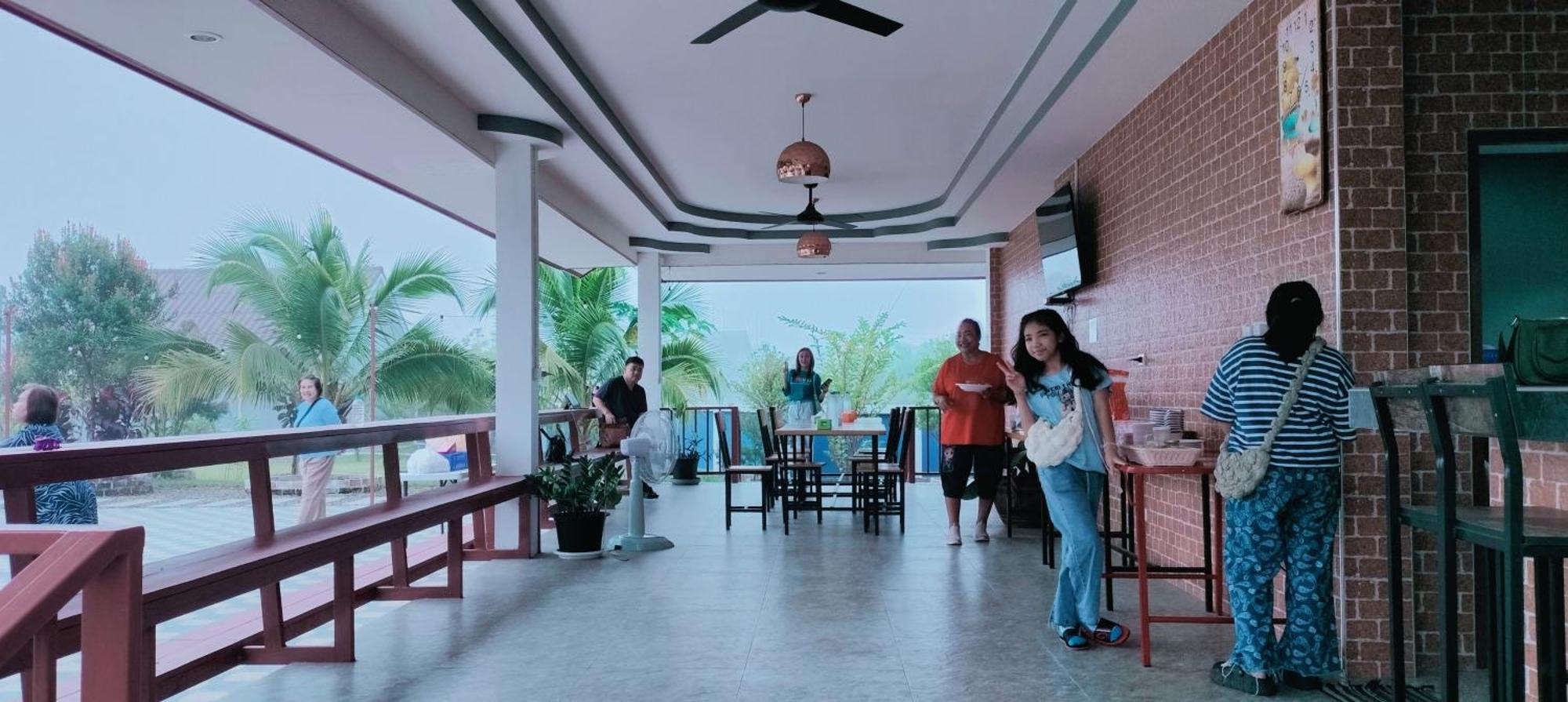 Poonsap Homestay Нан Экстерьер фото